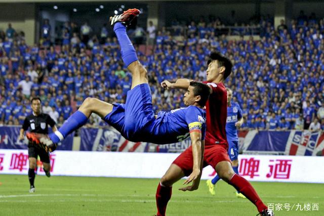 英超-萨拉赫破门努涅斯建功 利物浦2-0维拉